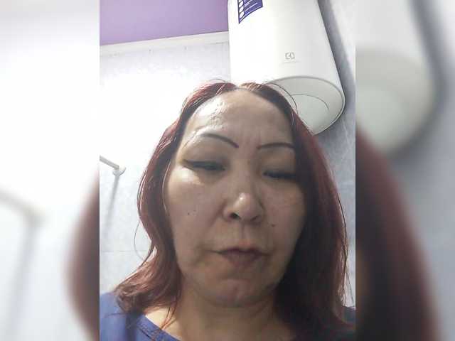 Qweentis live cam on BongaCams