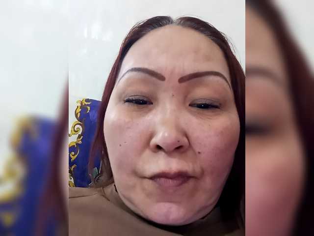 Qweentis, en directo ahora en BongaCams