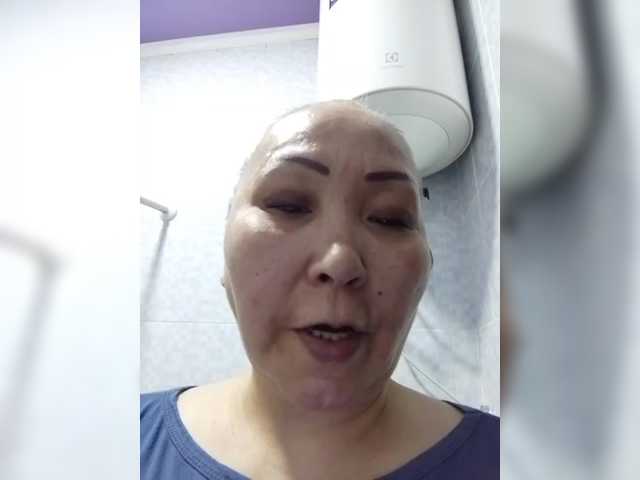 Qweentis live cam on BongaCams
