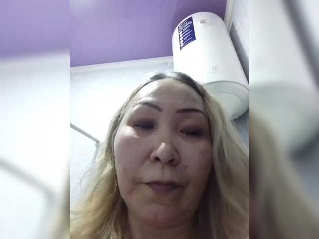Qweentis live cam on BongaCams