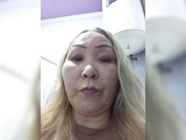 Qweentis live cam on BongaCams