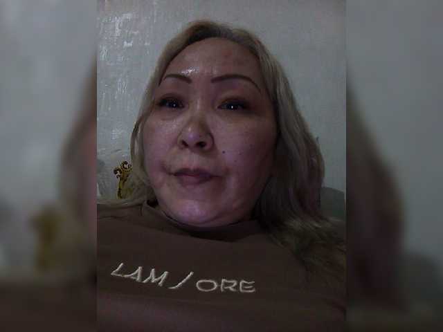 Qweentis live cam on BongaCams