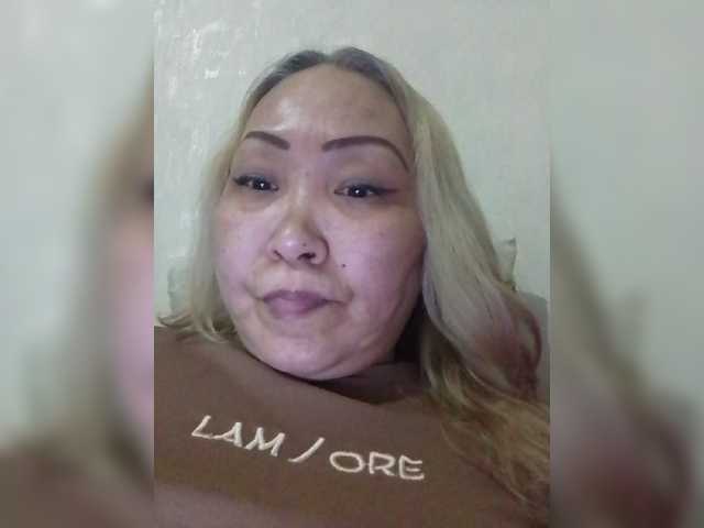 FINANCIALLY_POOR live cam preview