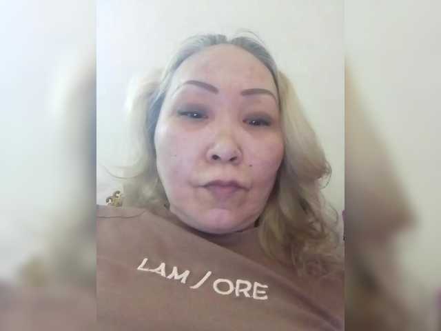 Qweentis live cam on BongaCams