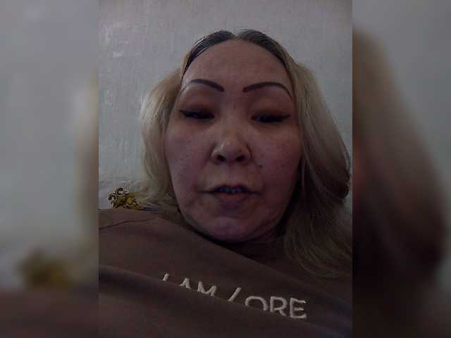 Qweentis live cam on BongaCams