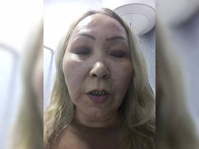 Qweentis live cam on BongaCams