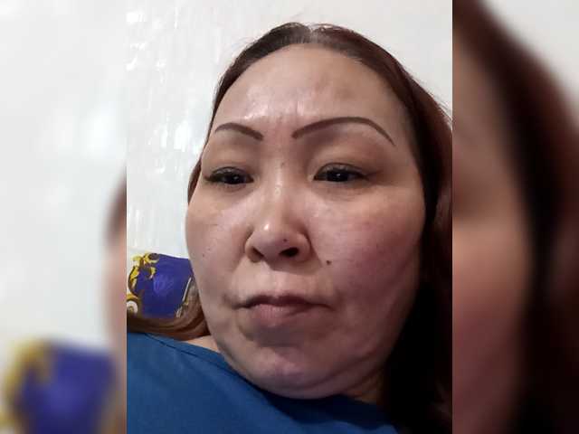 Qweentis, en directo ahora en BongaCams