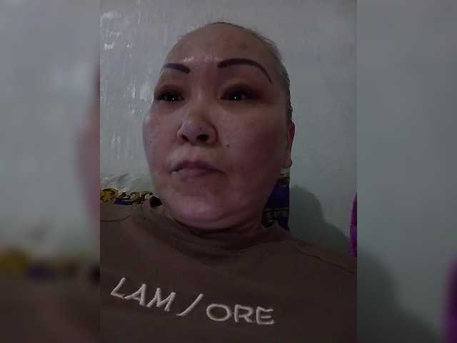 Qweentis live cam on BongaCams