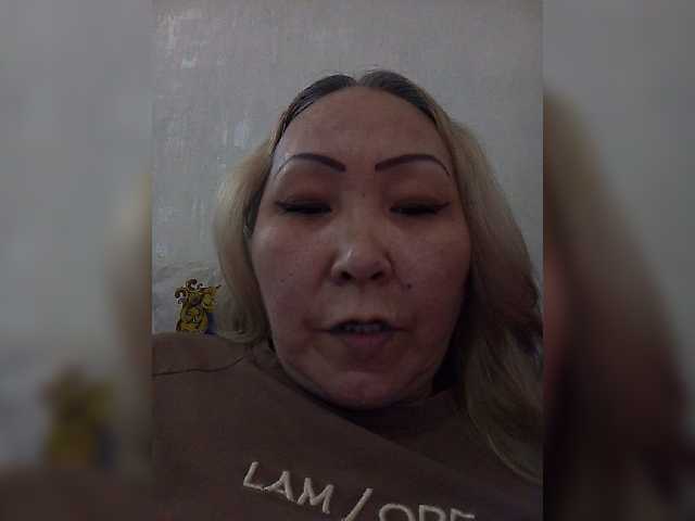 DIAMOND_INFINITY live cam preview
