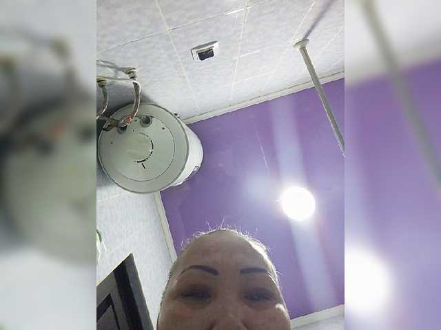 Qweentis live cam on BongaCams