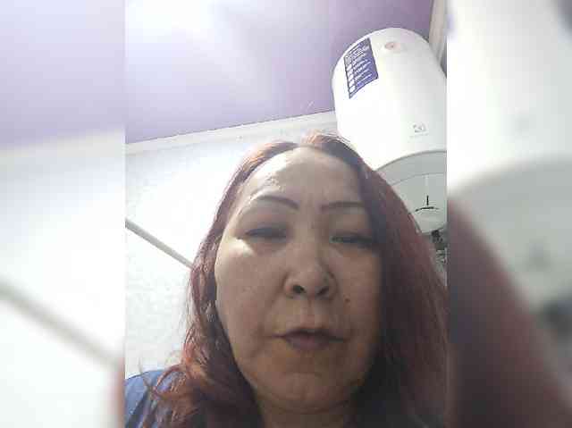 Financially_Poor webcam