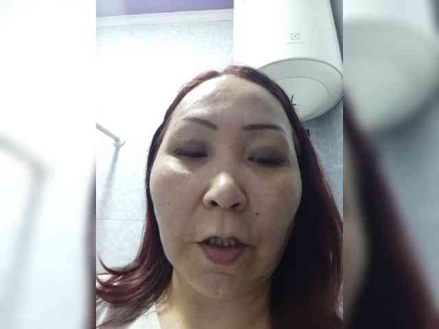 Financially_Poor webcam