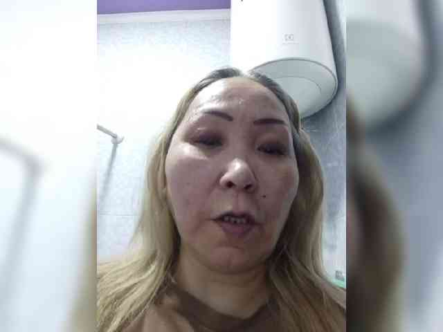 Financially_Poor webcam