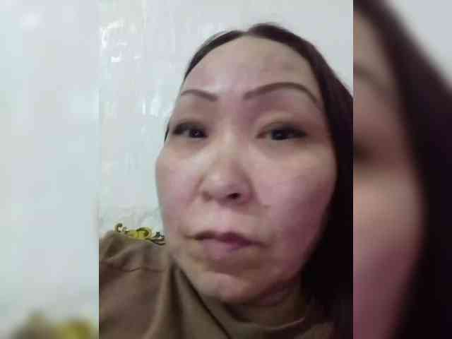 Financially_Poor webcam