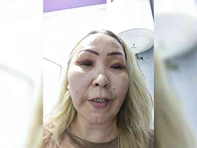 Financially_Poor webcam