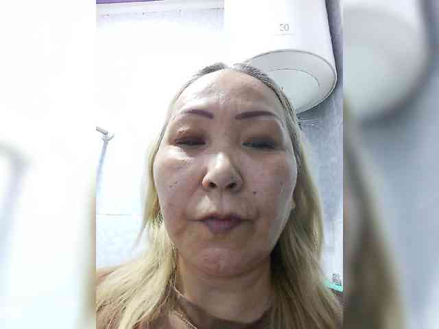 Financially_Poor webcam