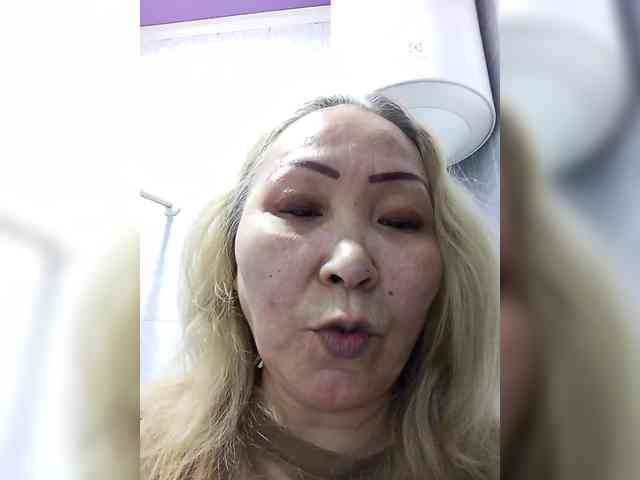 Financially_Poor webcam