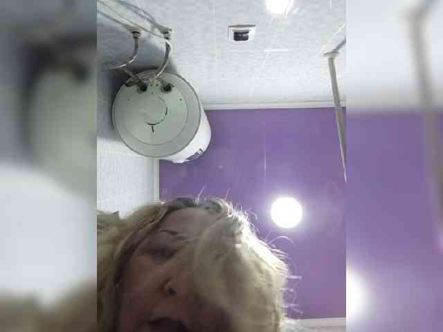 Financially_Poor webcam