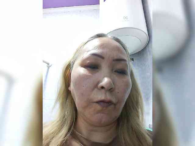Financially_Poor webcam