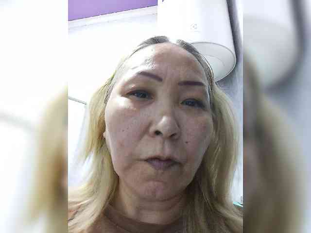 Financially_Poor webcam