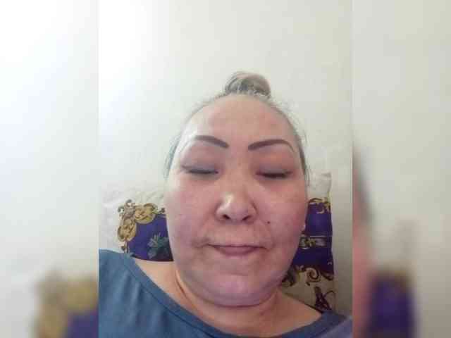 Financially_Poor webcam
