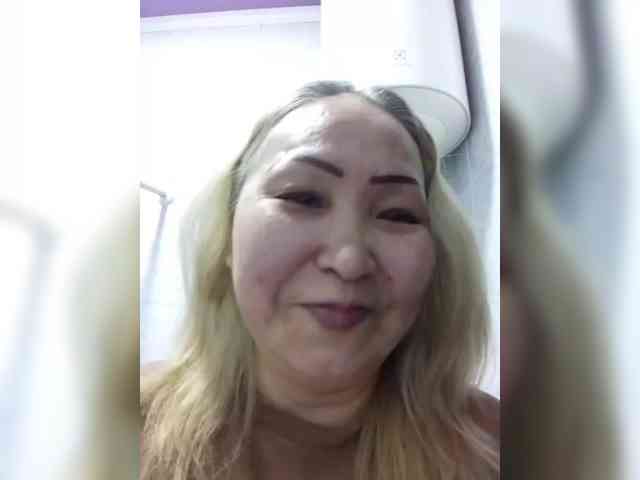 Financially_Poor webcam