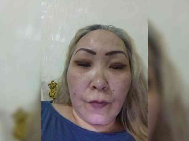 Financially_Poor webcam