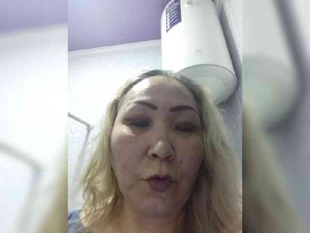 Financially_Poor webcam