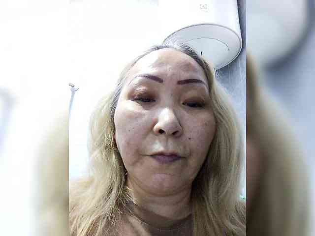 Financially_Poor webcam