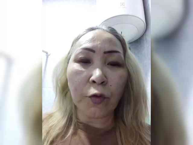 Financially_Poor webcam