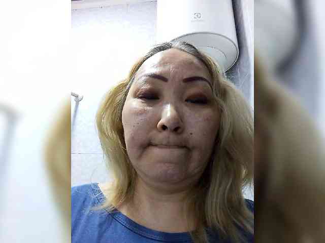 Financially_Poor webcam