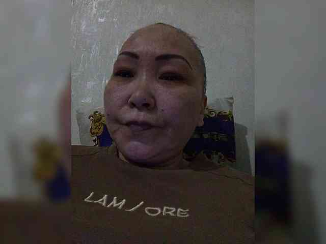 Financially_Poor webcam