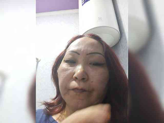 Financially_Poor webcam