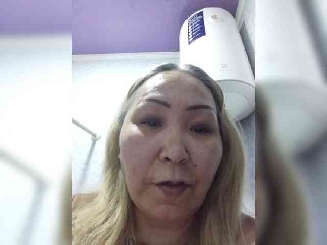 Financially_Poor webcam