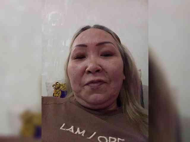 Financially_Poor webcam