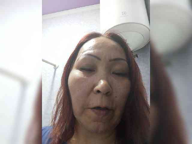 Financially_Poor webcam