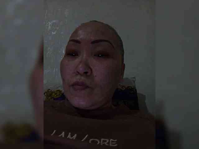 Financially_Poor webcam