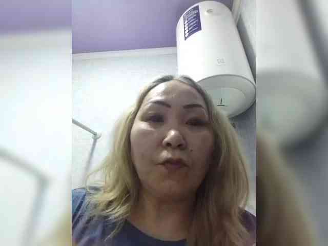 Financially_Poor webcam