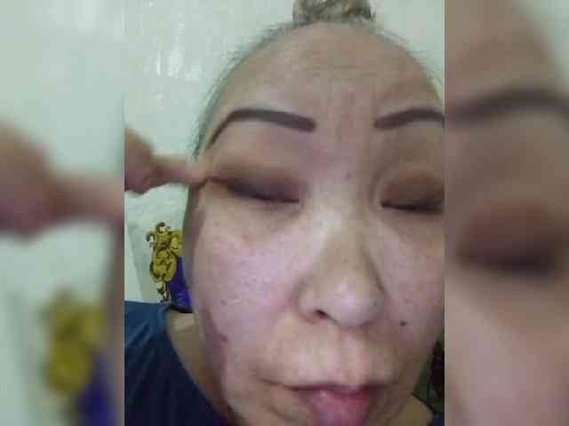 Financially_Poor webcam