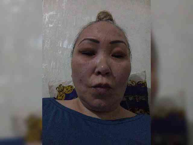 FINANCIALLY_POOR webcam