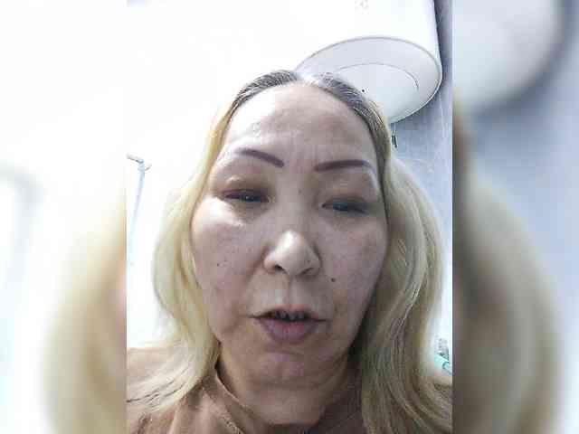 Financially_Poor webcam