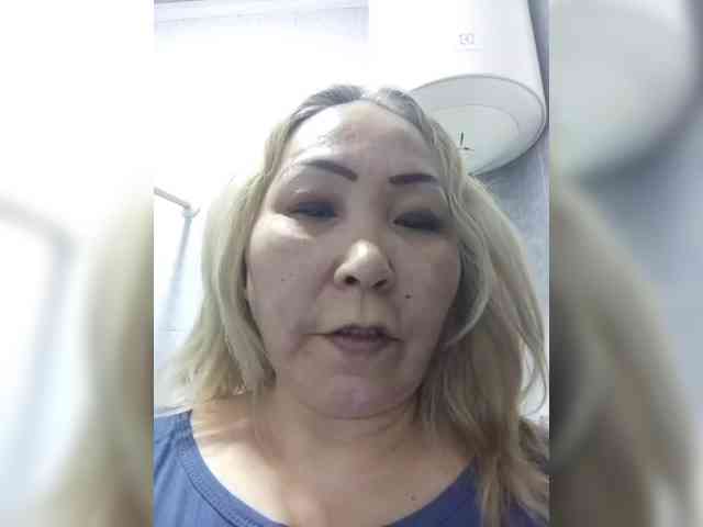 Financially_Poor webcam