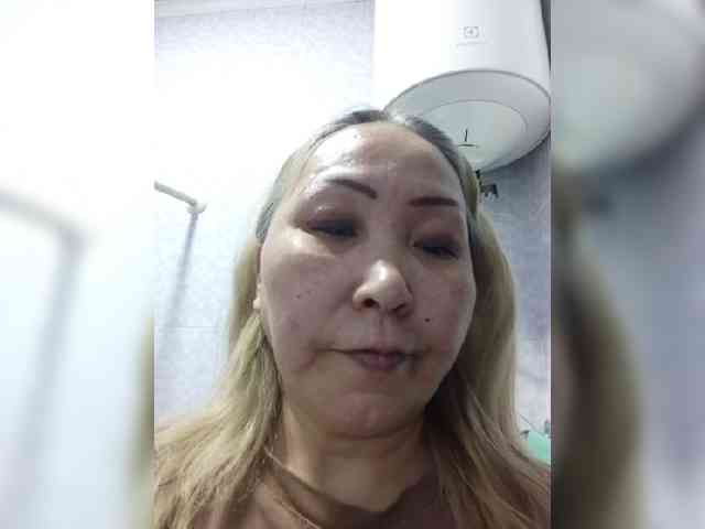 Financially_Poor webcam
