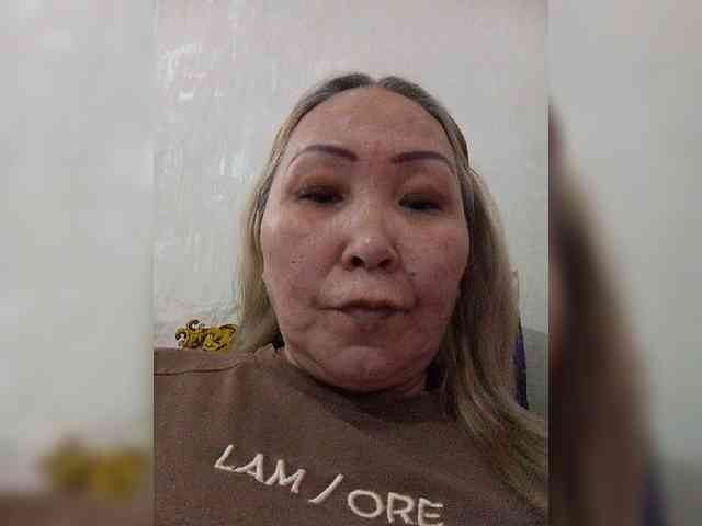 Financially_Poor webcam
