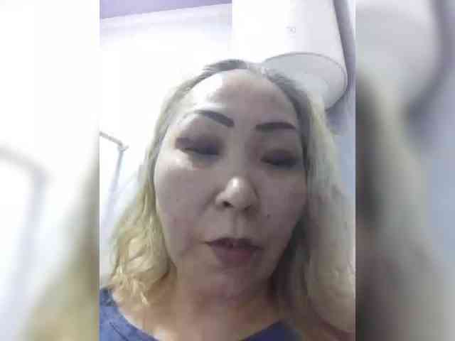 Financially_Poor webcam