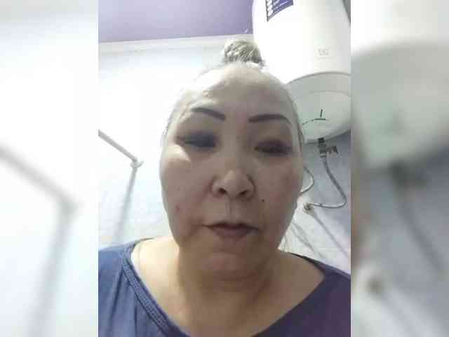 Financially_Poor webcam