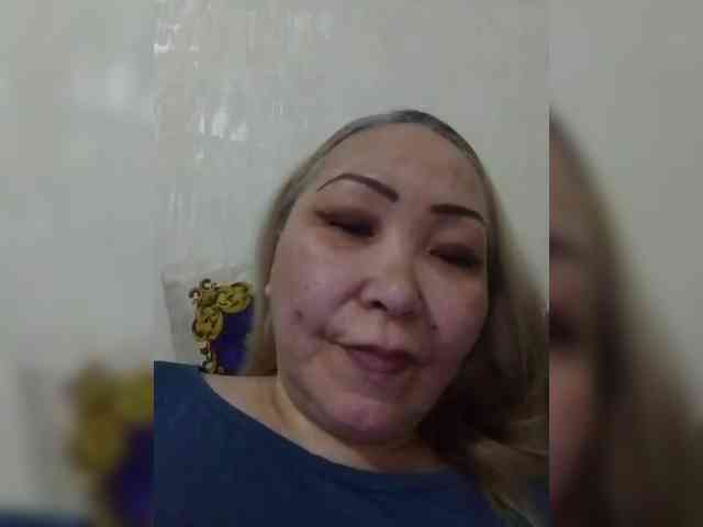 Financially_Poor webcam