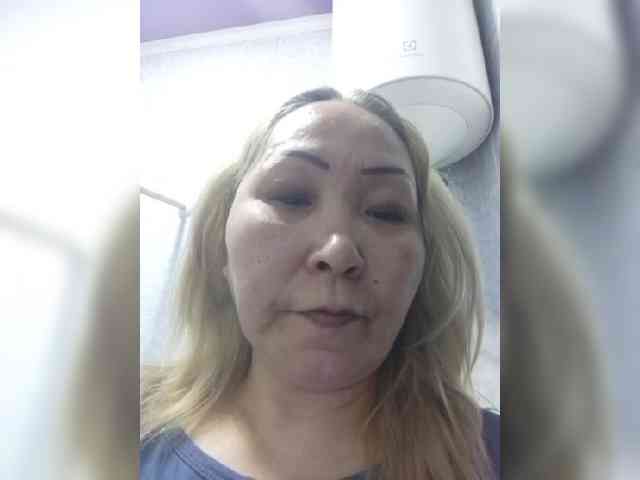 Financially_Poor webcam