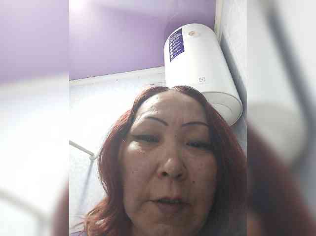Financially_Poor webcam