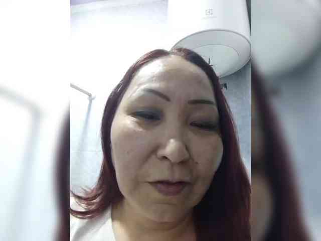 Financially_Poor webcam